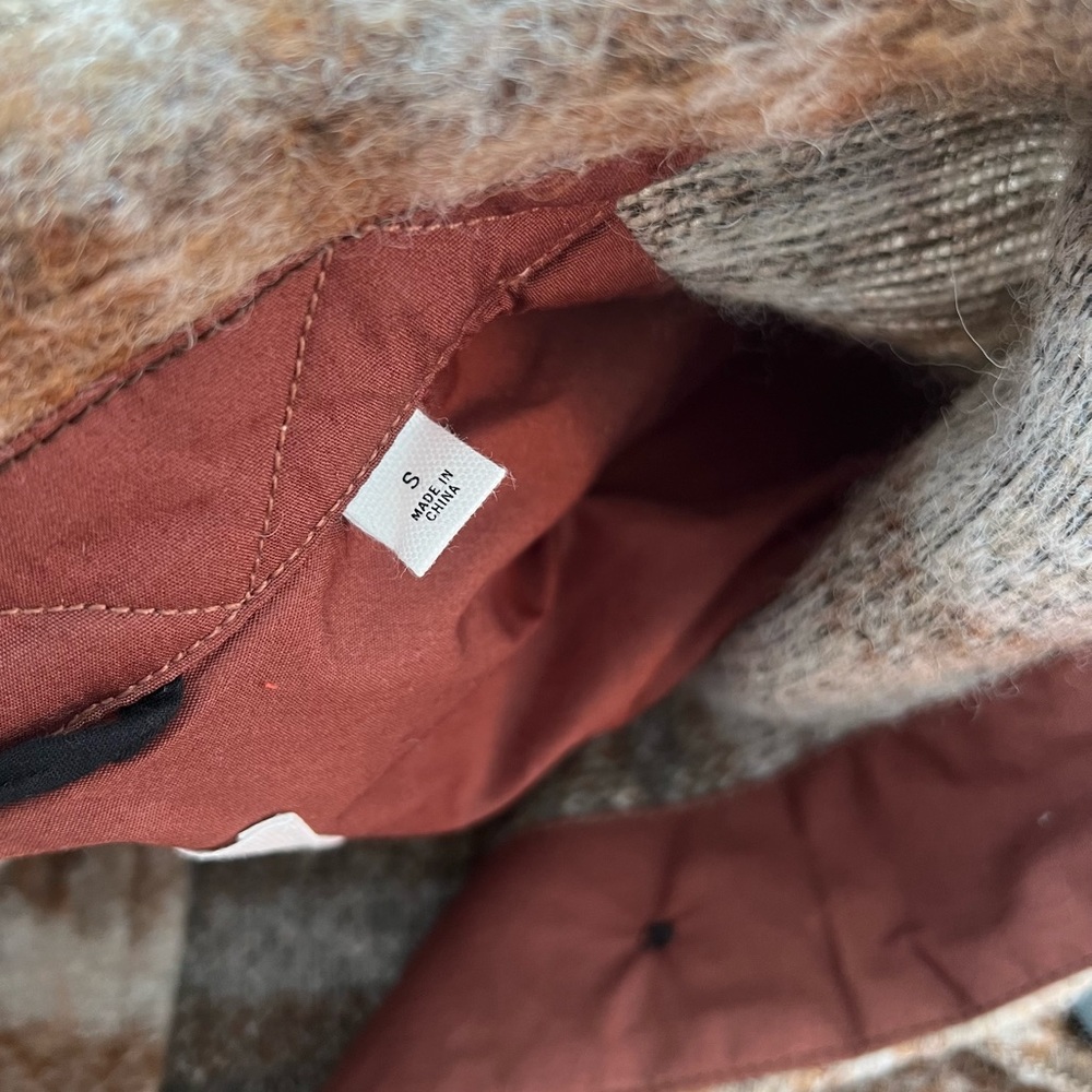 SOLD 〰️ LIKE NEW Aritzia Wilfred Free Ganna Shirt Jacket - Picture 13 of 13